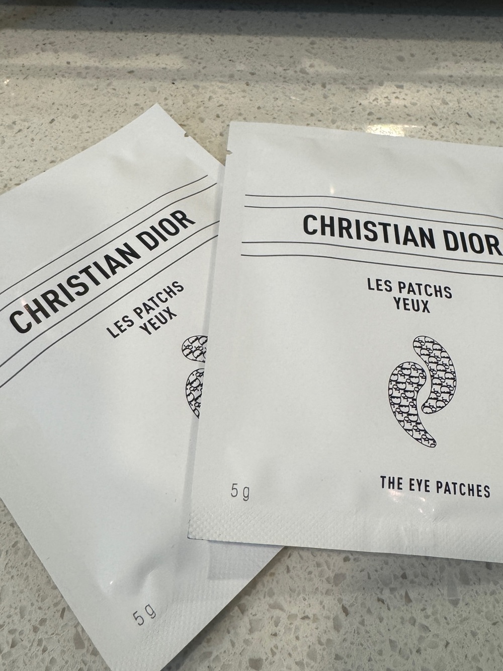 Set of 2! Pair ^^ Dior White Eye Patches Gray . Les Patches Yeux - Picture 3 of 8